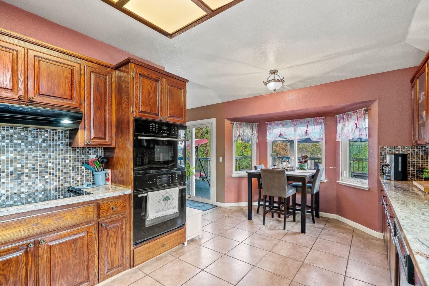 Detail Gallery Image 30 of 42 For 156 Knightshaven Way, San Jose,  CA 95111 - 4 Beds | 3 Baths