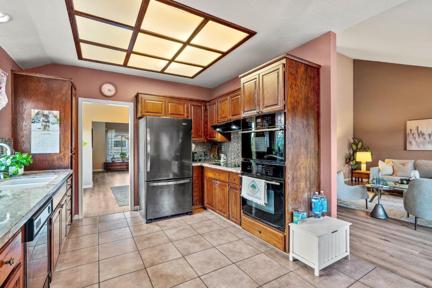 Detail Gallery Image 31 of 42 For 156 Knightshaven Way, San Jose,  CA 95111 - 4 Beds | 3 Baths