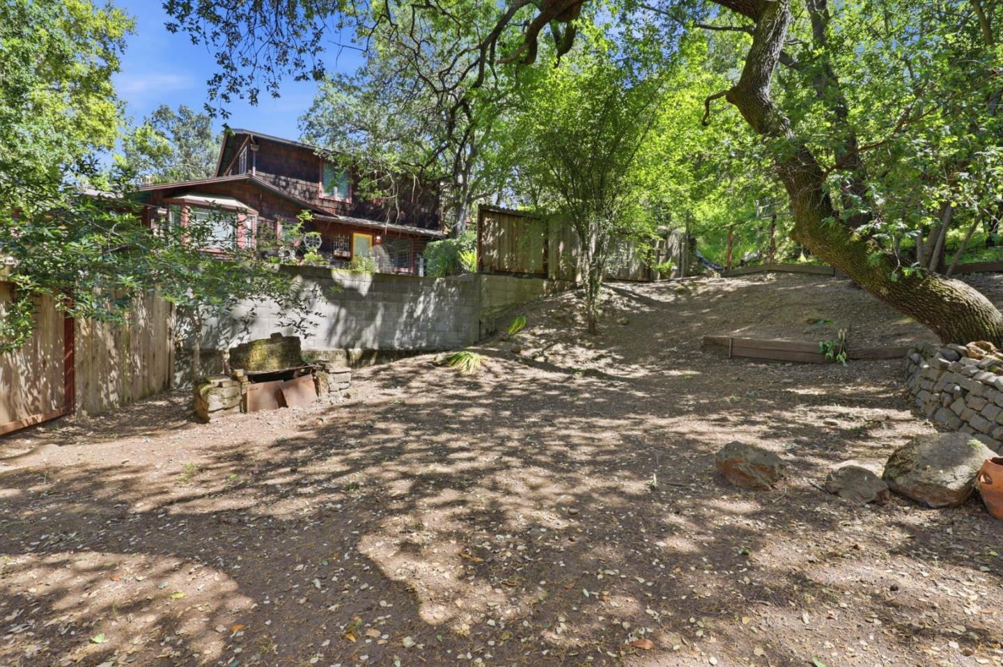 Detail Gallery Image 27 of 29 For 21430 Bertram Rd, San Jose,  CA 95120 - 2 Beds | 1 Baths