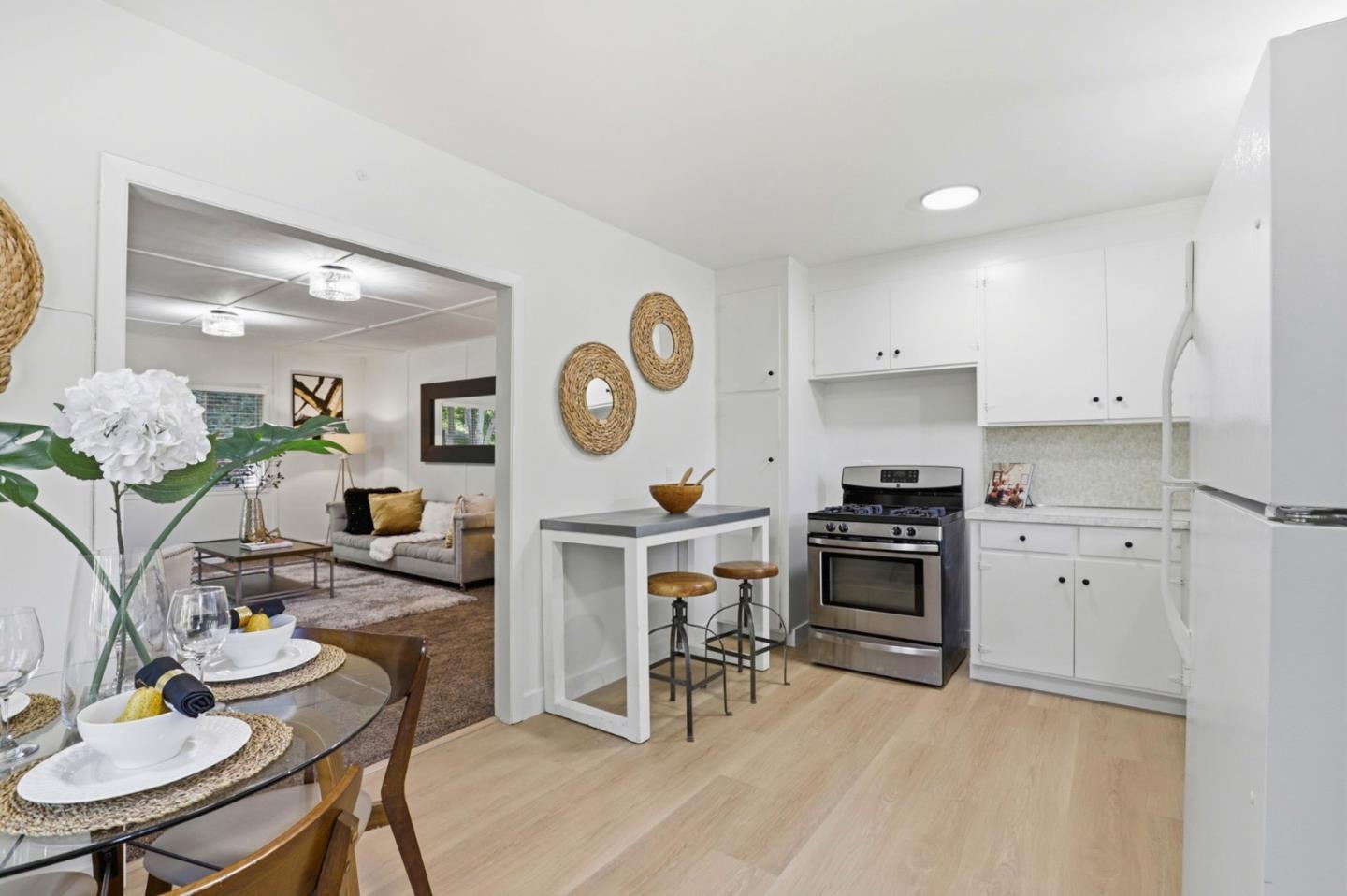 Detail Gallery Image 7 of 29 For 21430 Bertram Rd, San Jose,  CA 95120 - 2 Beds | 1 Baths