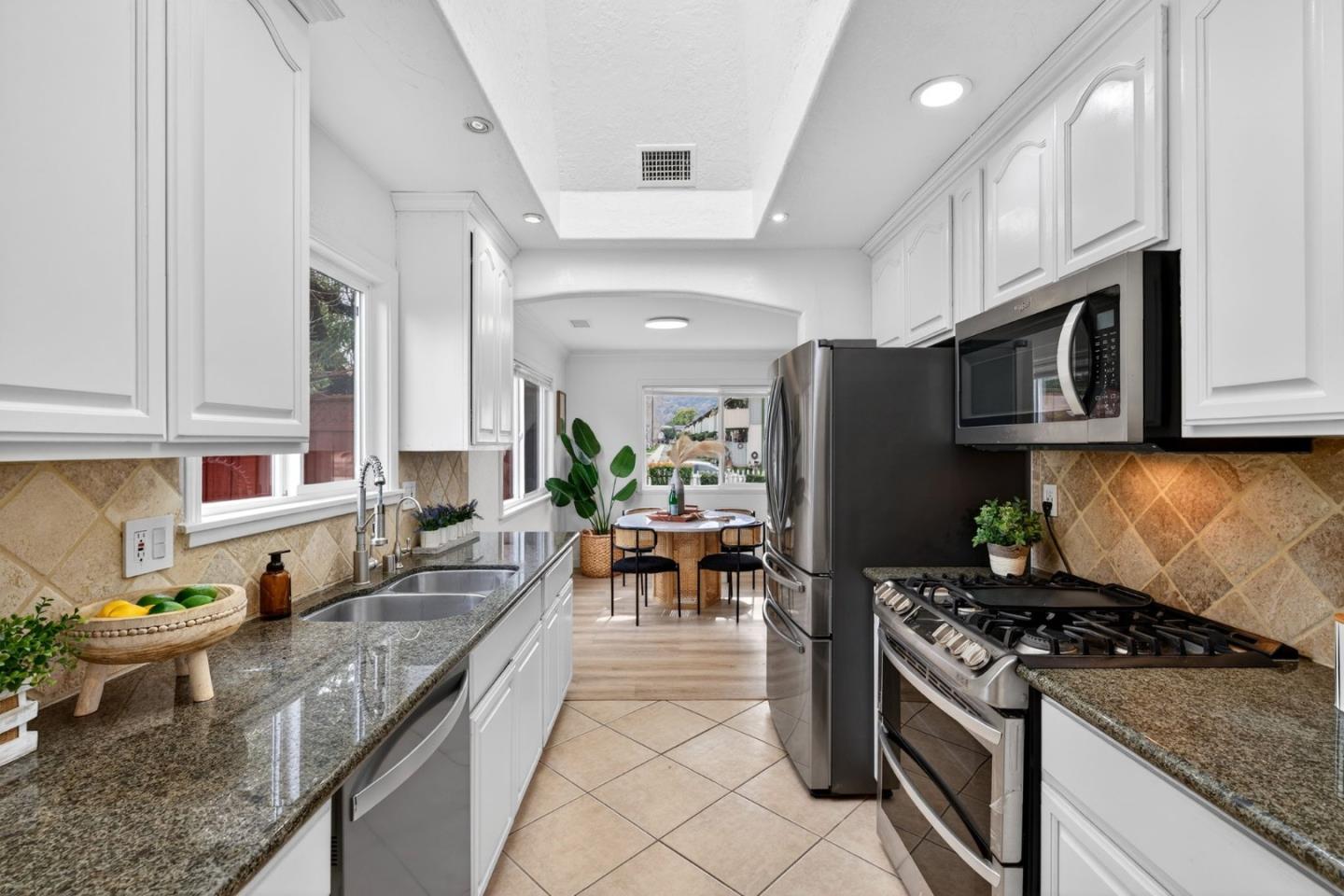 Detail Gallery Image 9 of 31 For 1769 Gilda Way, San Jose,  CA 95124 - 3 Beds | 2 Baths