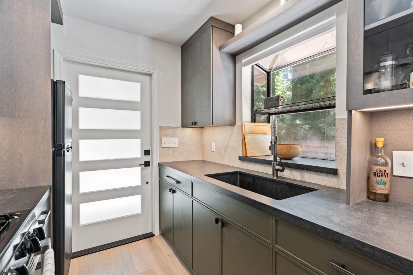 Detail Gallery Image 10 of 51 For 2305 Bear Canyon Rd, Los Gatos,  CA 95033 - 3 Beds | 2 Baths