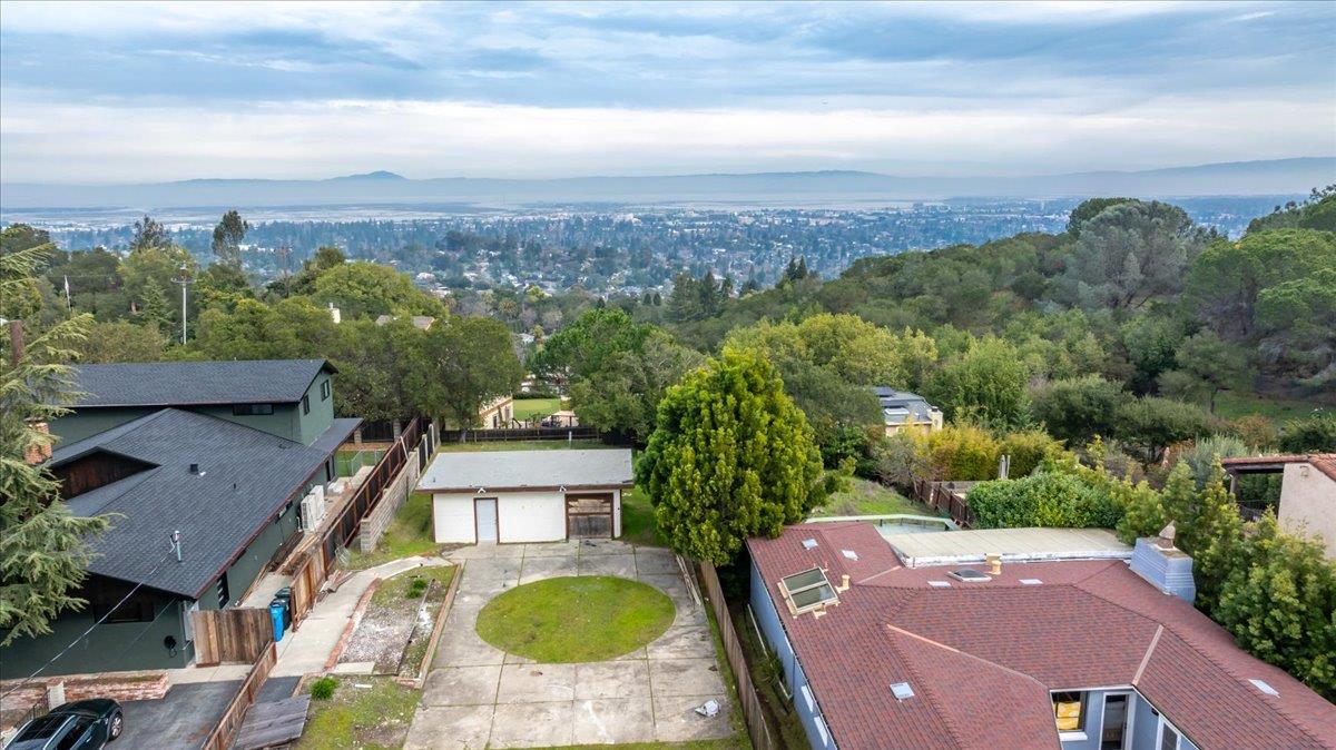 Detail Gallery Image 14 of 15 For 3699 Oak Knoll Dr, Redwood City,  CA 94062 - – Beds | – Baths