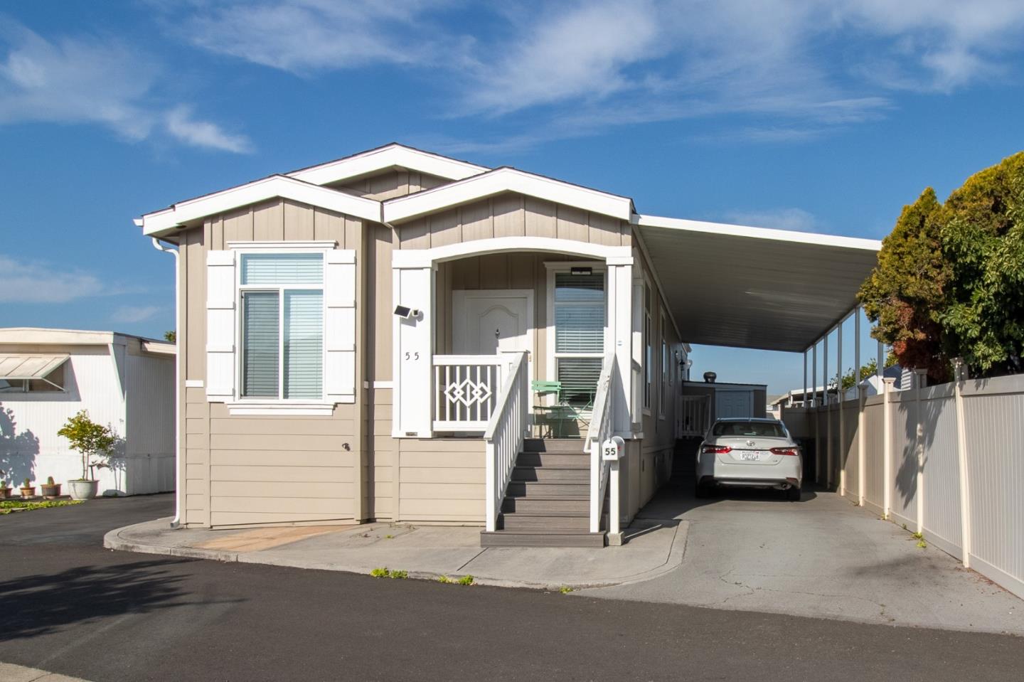 Front Image Thumbnail for ML82032384