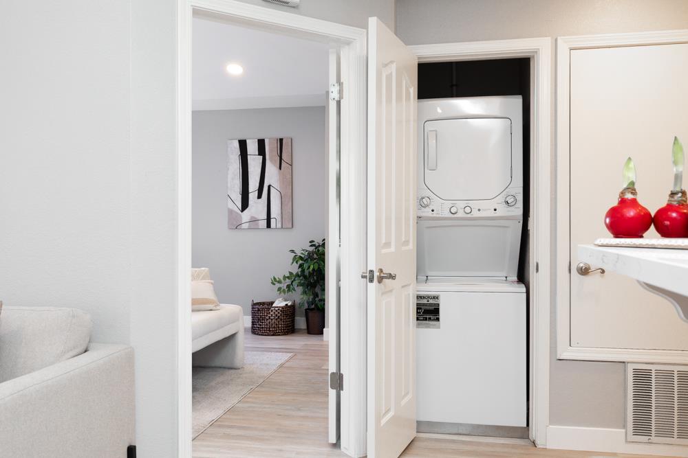 Detail Gallery Image 12 of 22 For 744 Northrup St #542,  San Jose,  CA 95126 - 1 Beds | 1 Baths