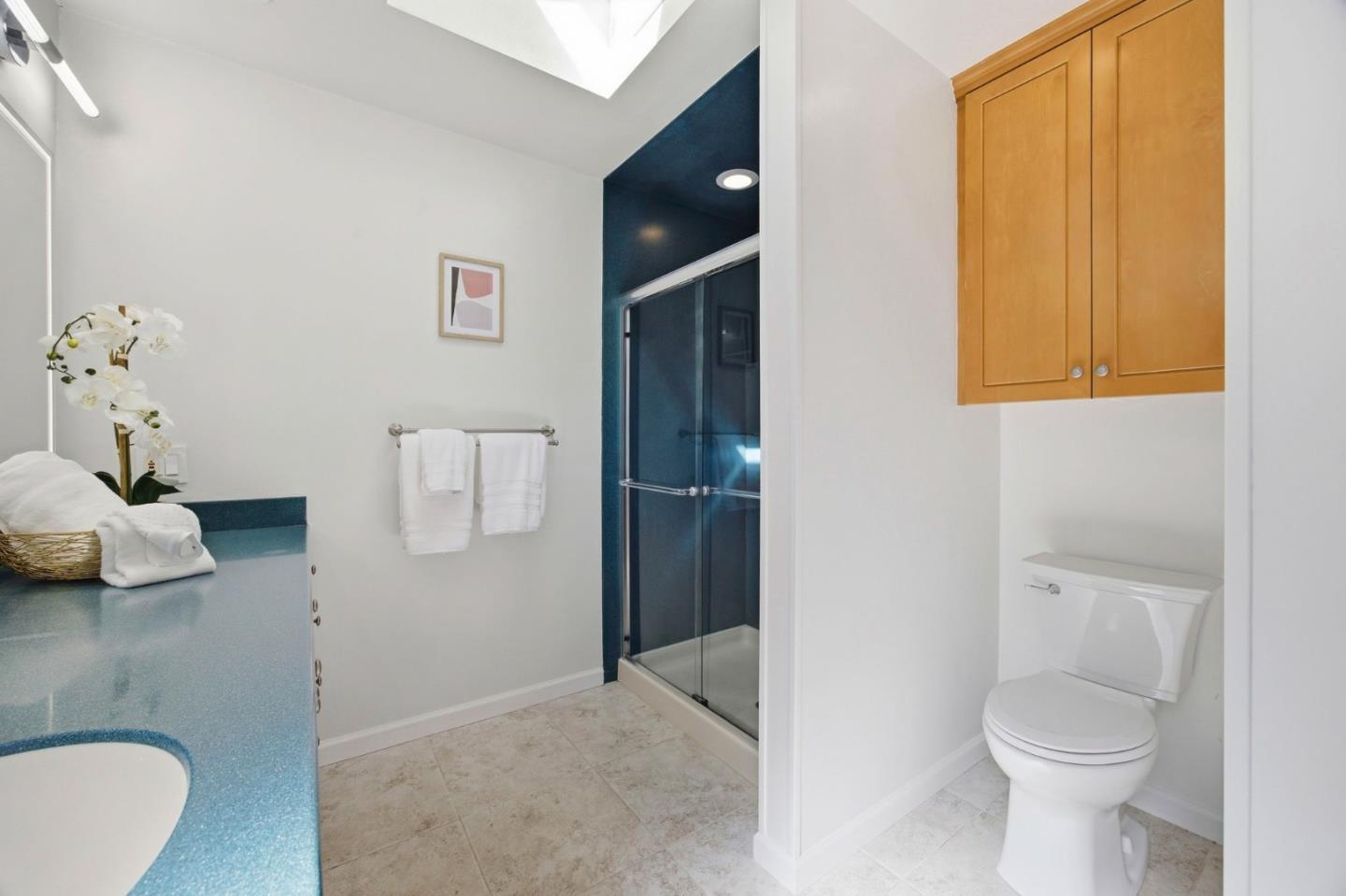 Detail Gallery Image 16 of 36 For 135 Dolton Ave, San Carlos,  CA 94070 - 4 Beds | 4 Baths