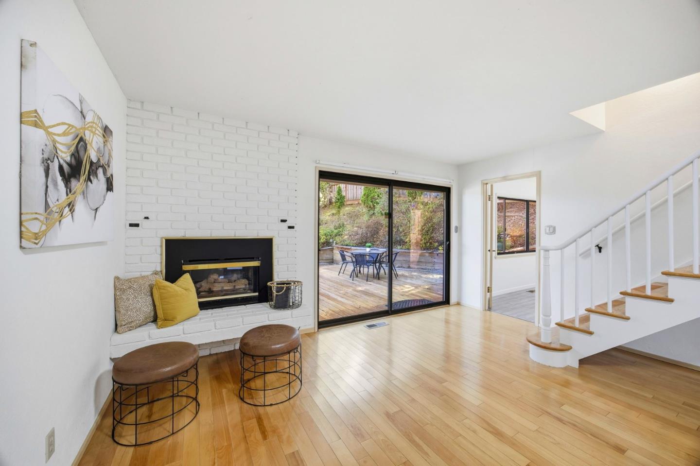 Detail Gallery Image 18 of 36 For 135 Dolton Ave, San Carlos,  CA 94070 - 4 Beds | 4 Baths