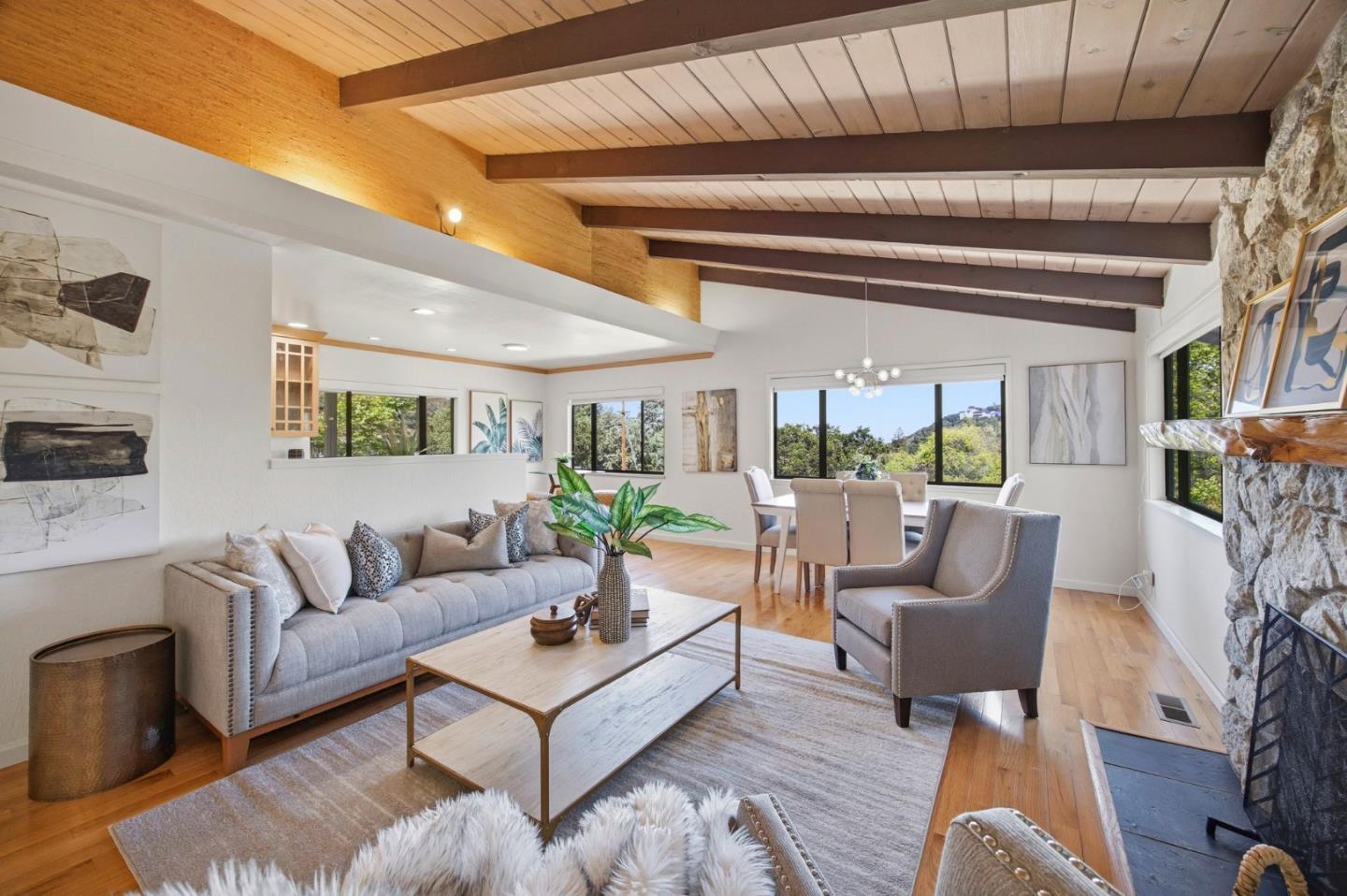 Detail Gallery Image 6 of 36 For 135 Dolton Ave, San Carlos,  CA 94070 - 4 Beds | 4 Baths