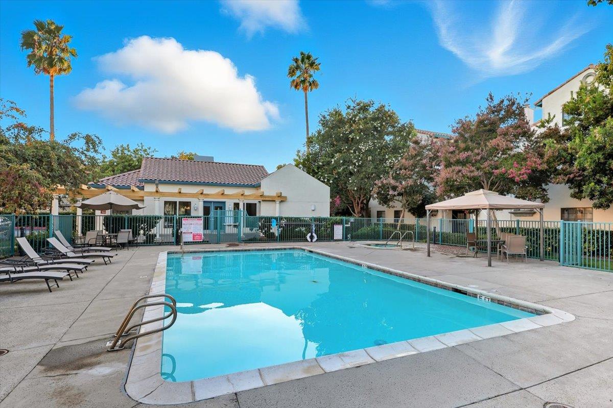 Detail Gallery Image 49 of 53 For 39285 Marbella Terraza 9p,  Fremont,  CA 94538 - 2 Beds | 3 Baths