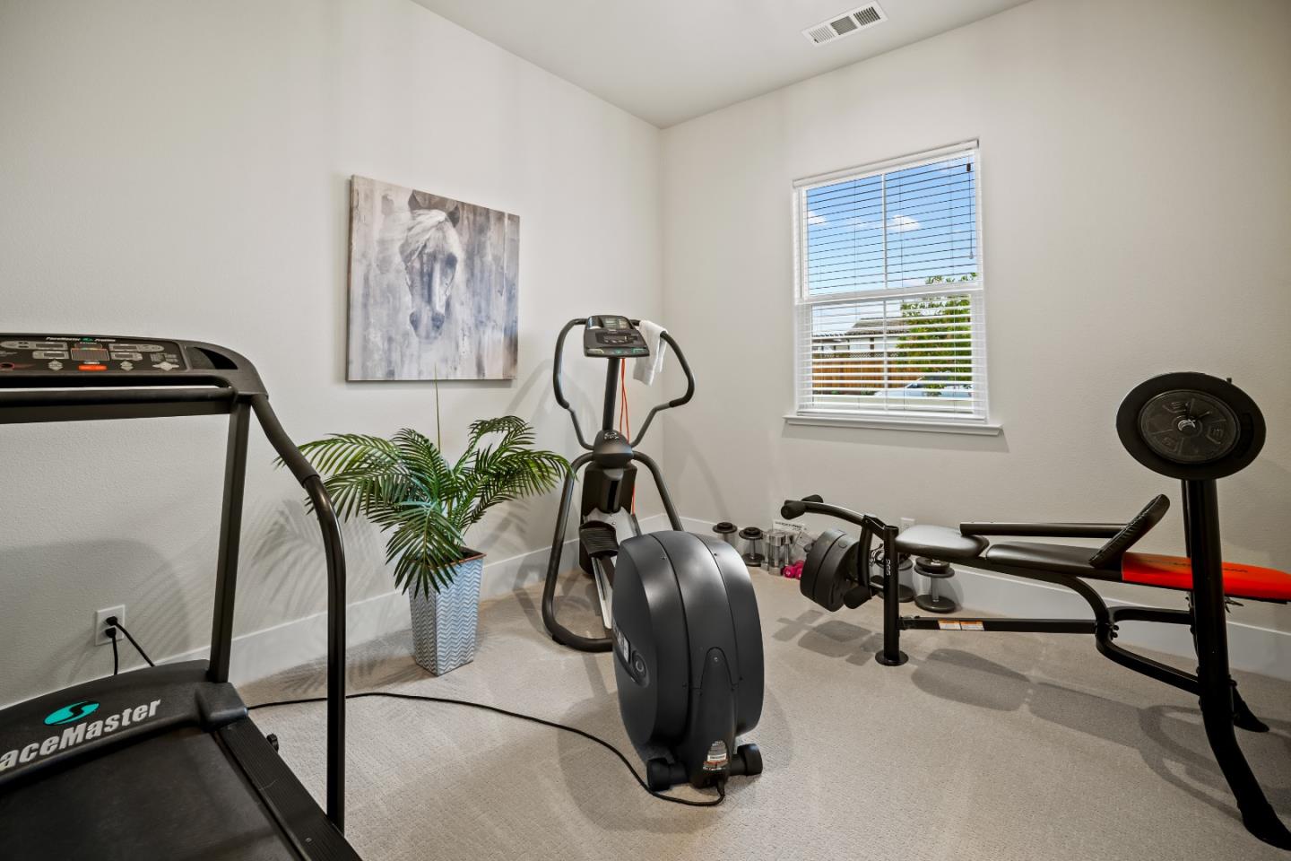 Detail Gallery Image 27 of 34 For 3019 Bluffs Dr, Marina,  CA 93933 - 4 Beds | 2/1 Baths