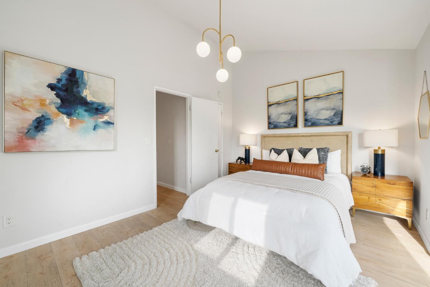 Detail Gallery Image 12 of 28 For 357 Sunnyslope Dr, Fremont,  CA 94536 - 3 Beds | 2/1 Baths