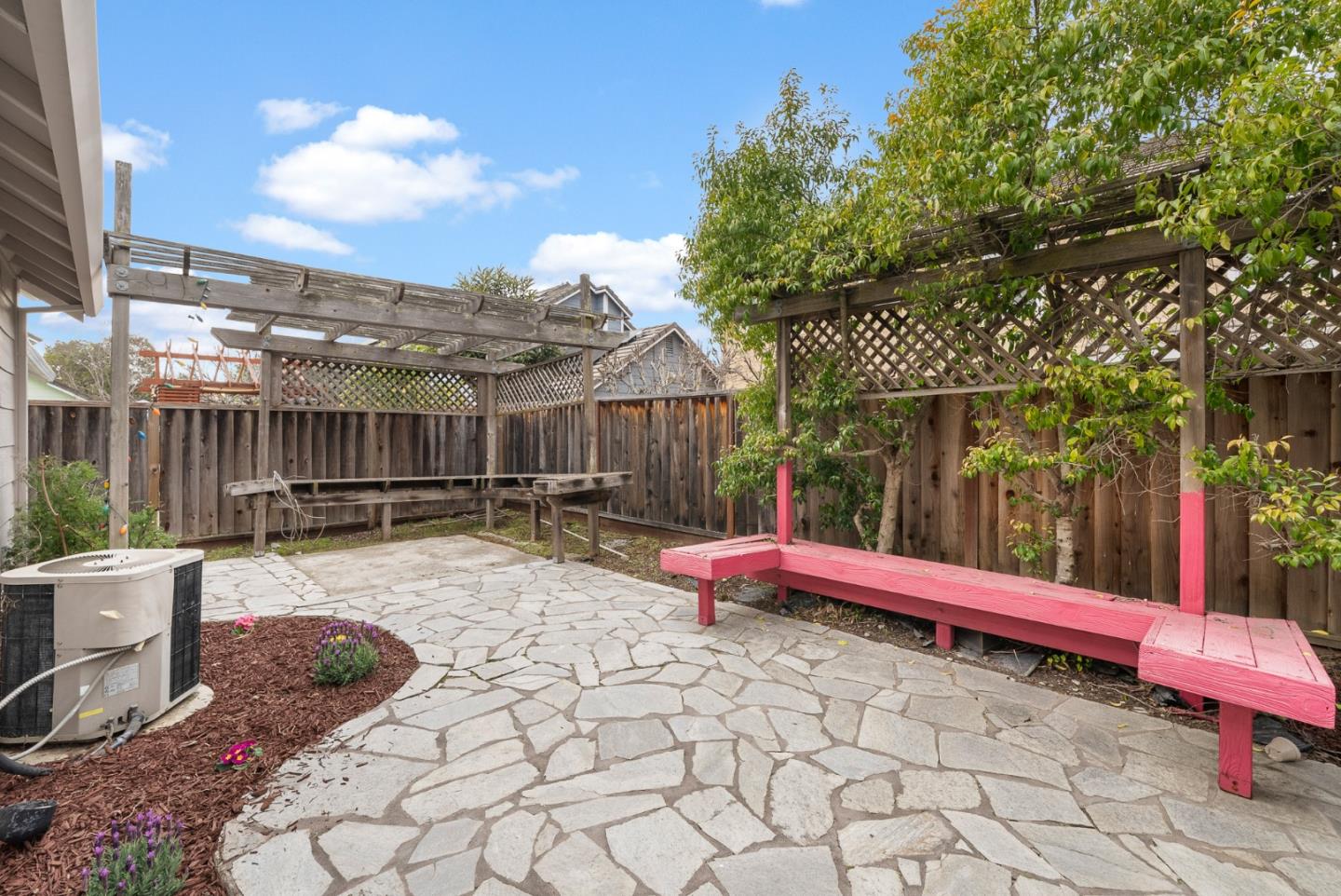 Detail Gallery Image 23 of 28 For 357 Sunnyslope Dr, Fremont,  CA 94536 - 3 Beds | 2/1 Baths