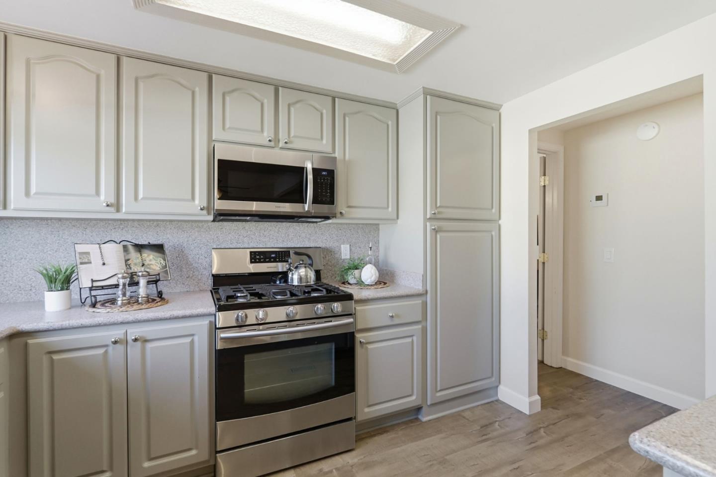 Detail Gallery Image 11 of 35 For 1225 Vienna Dr #925,  Sunnyvale,  CA 94089 - 2 Beds | 2 Baths