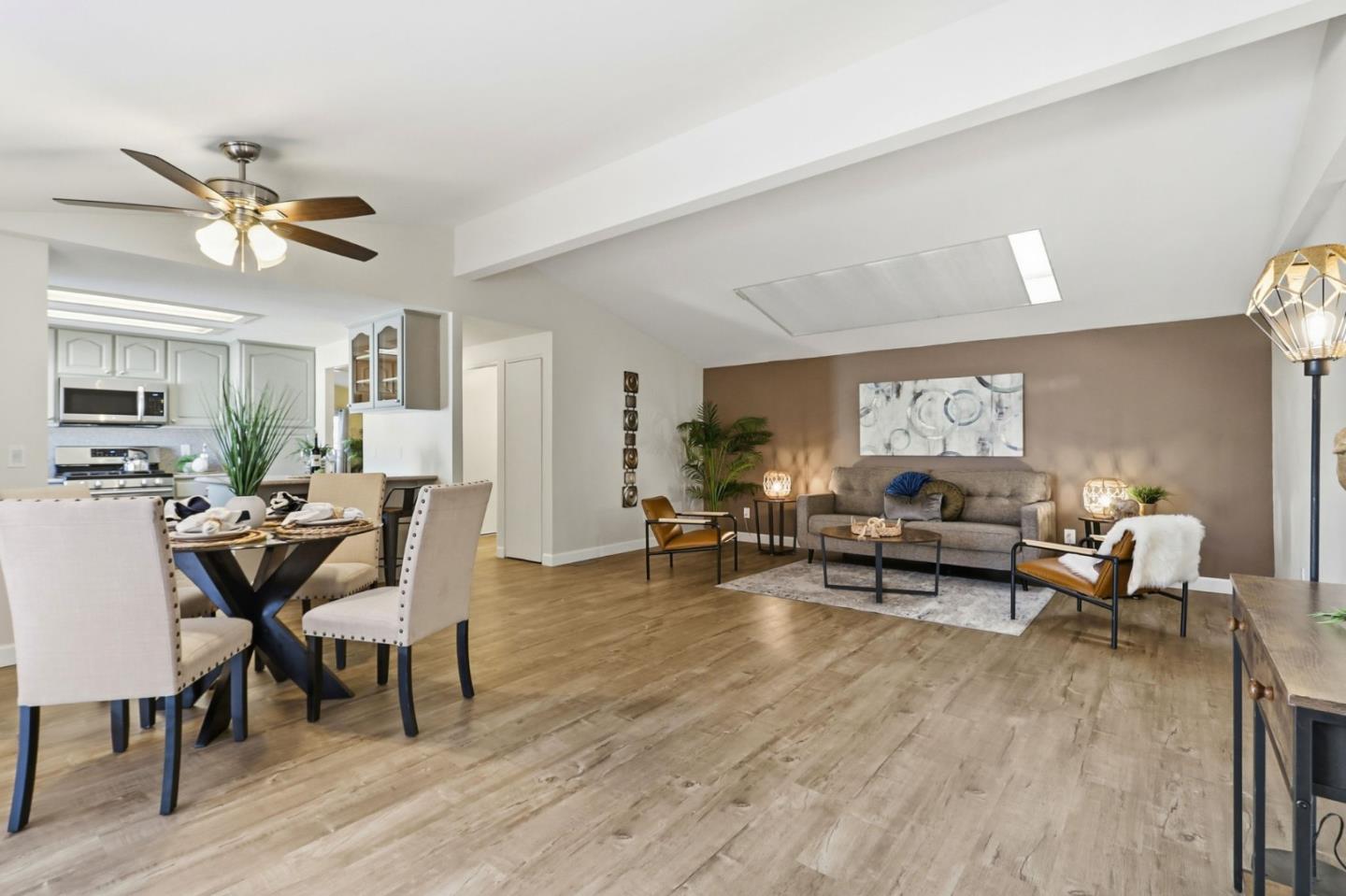 Detail Gallery Image 14 of 35 For 1225 Vienna Dr #925,  Sunnyvale,  CA 94089 - 2 Beds | 2 Baths