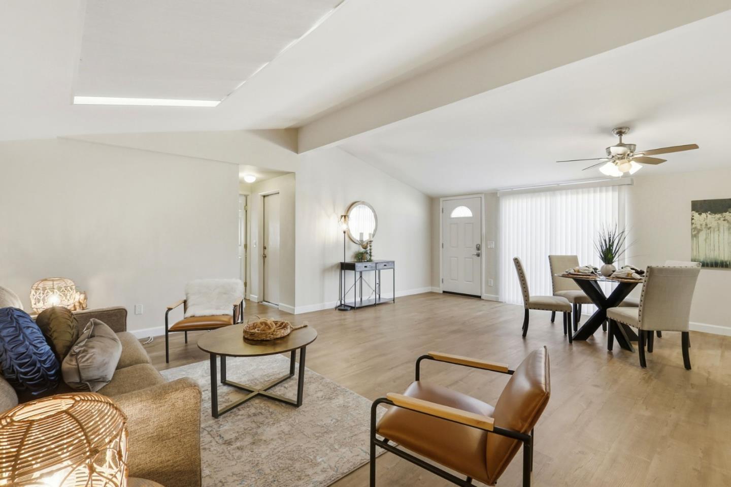 Detail Gallery Image 8 of 35 For 1225 Vienna Dr #925,  Sunnyvale,  CA 94089 - 2 Beds | 2 Baths