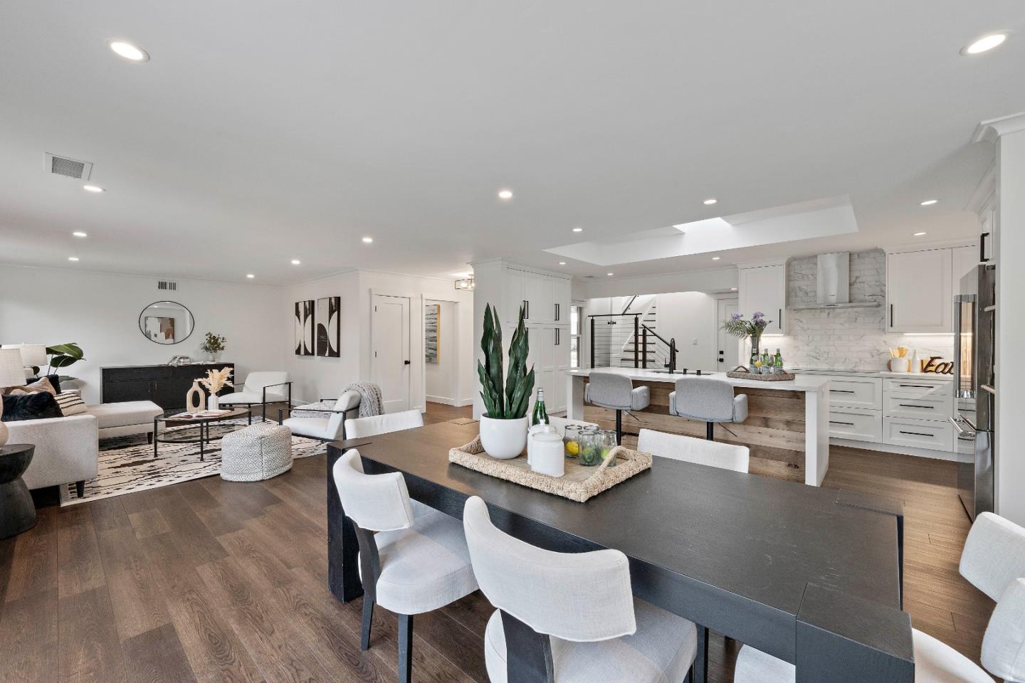 Detail Gallery Image 13 of 65 For 1601 Duvall Dr, San Jose,  CA 95130 - 4 Beds | 3 Baths