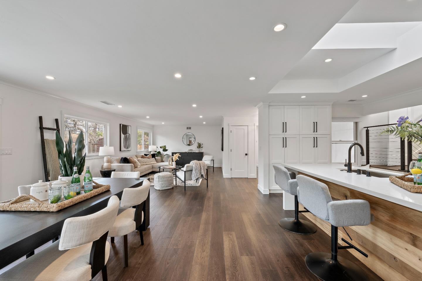 Detail Gallery Image 14 of 65 For 1601 Duvall Dr, San Jose,  CA 95130 - 4 Beds | 3 Baths