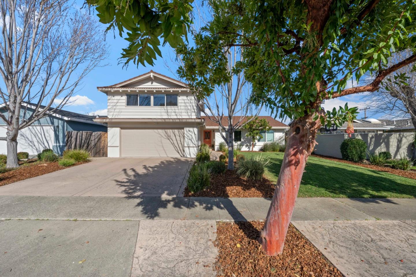 Detail Gallery Image 2 of 65 For 1601 Duvall Dr, San Jose,  CA 95130 - 4 Beds | 3 Baths