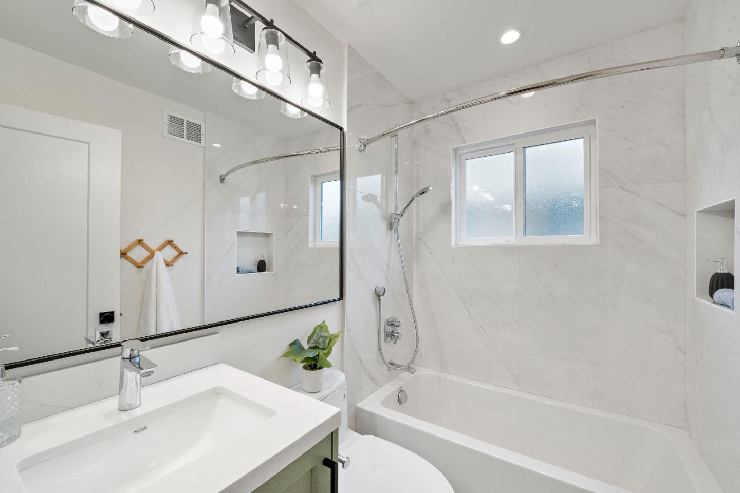 Detail Gallery Image 37 of 65 For 1601 Duvall Dr, San Jose,  CA 95130 - 4 Beds | 3 Baths