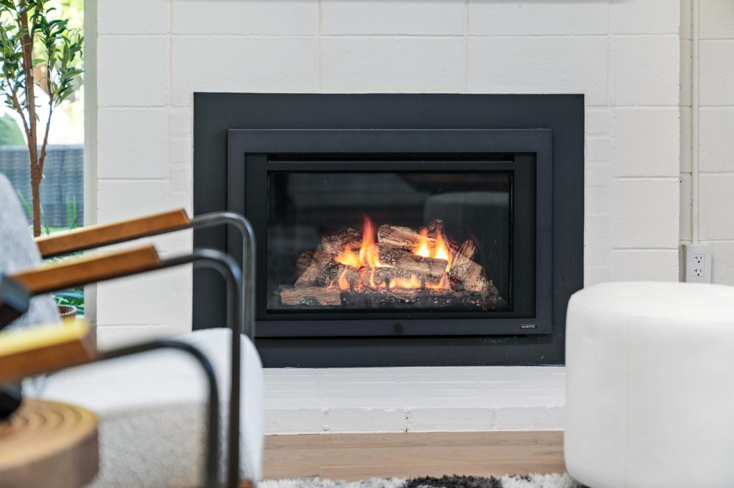 Detail Gallery Image 13 of 75 For 3773 Redwood Cir, Palo Alto,  CA 94306 - 3 Beds | 2 Baths