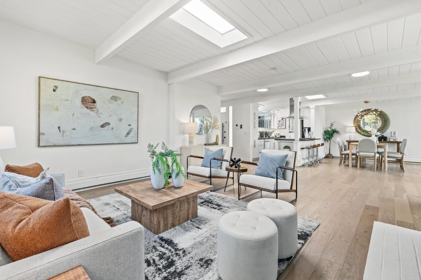 Detail Gallery Image 8 of 75 For 3773 Redwood Cir, Palo Alto,  CA 94306 - 3 Beds | 2 Baths