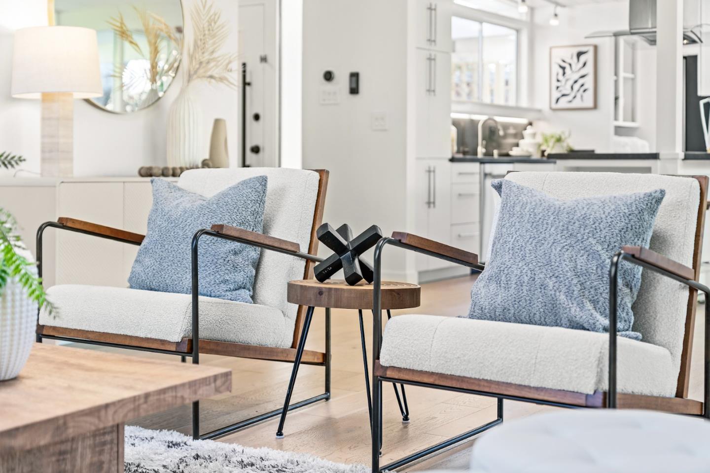 Detail Gallery Image 9 of 75 For 3773 Redwood Cir, Palo Alto,  CA 94306 - 3 Beds | 2 Baths