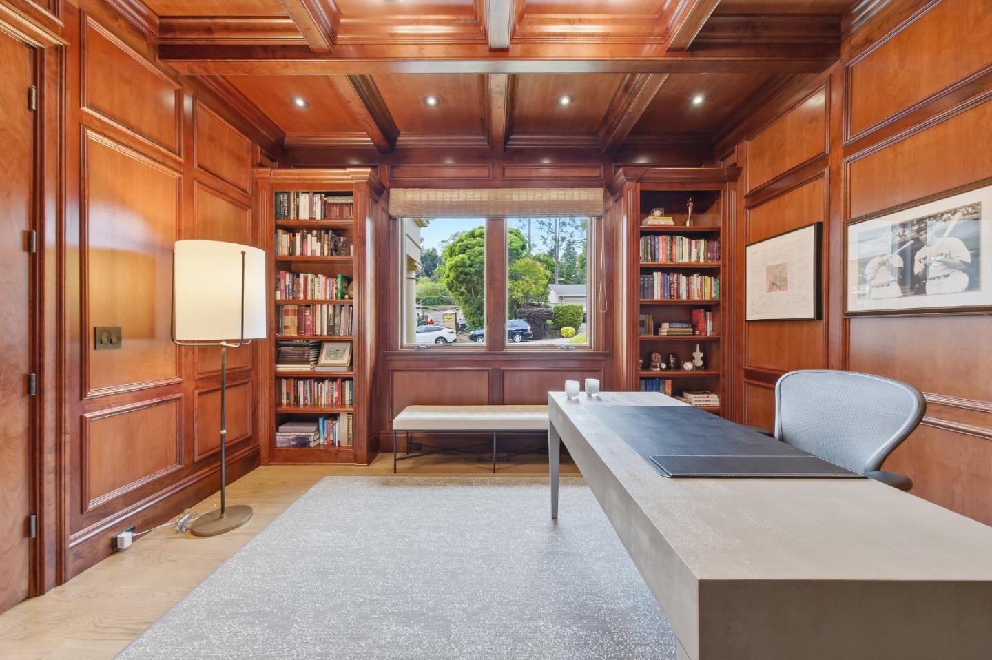 Detail Gallery Image 10 of 62 For 530 Barbara Way, Hillsborough,  CA 94010 - 4 Beds | 4/1 Baths