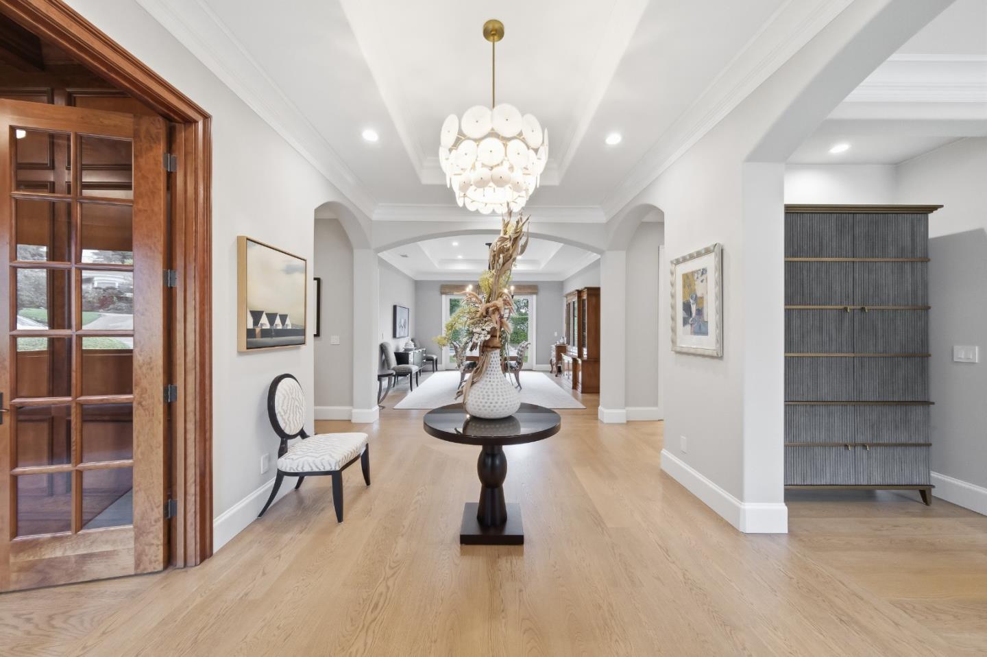 Detail Gallery Image 2 of 62 For 530 Barbara Way, Hillsborough,  CA 94010 - 4 Beds | 4/1 Baths