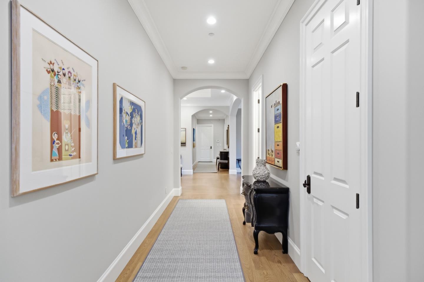 Detail Gallery Image 23 of 62 For 530 Barbara Way, Hillsborough,  CA 94010 - 4 Beds | 4/1 Baths