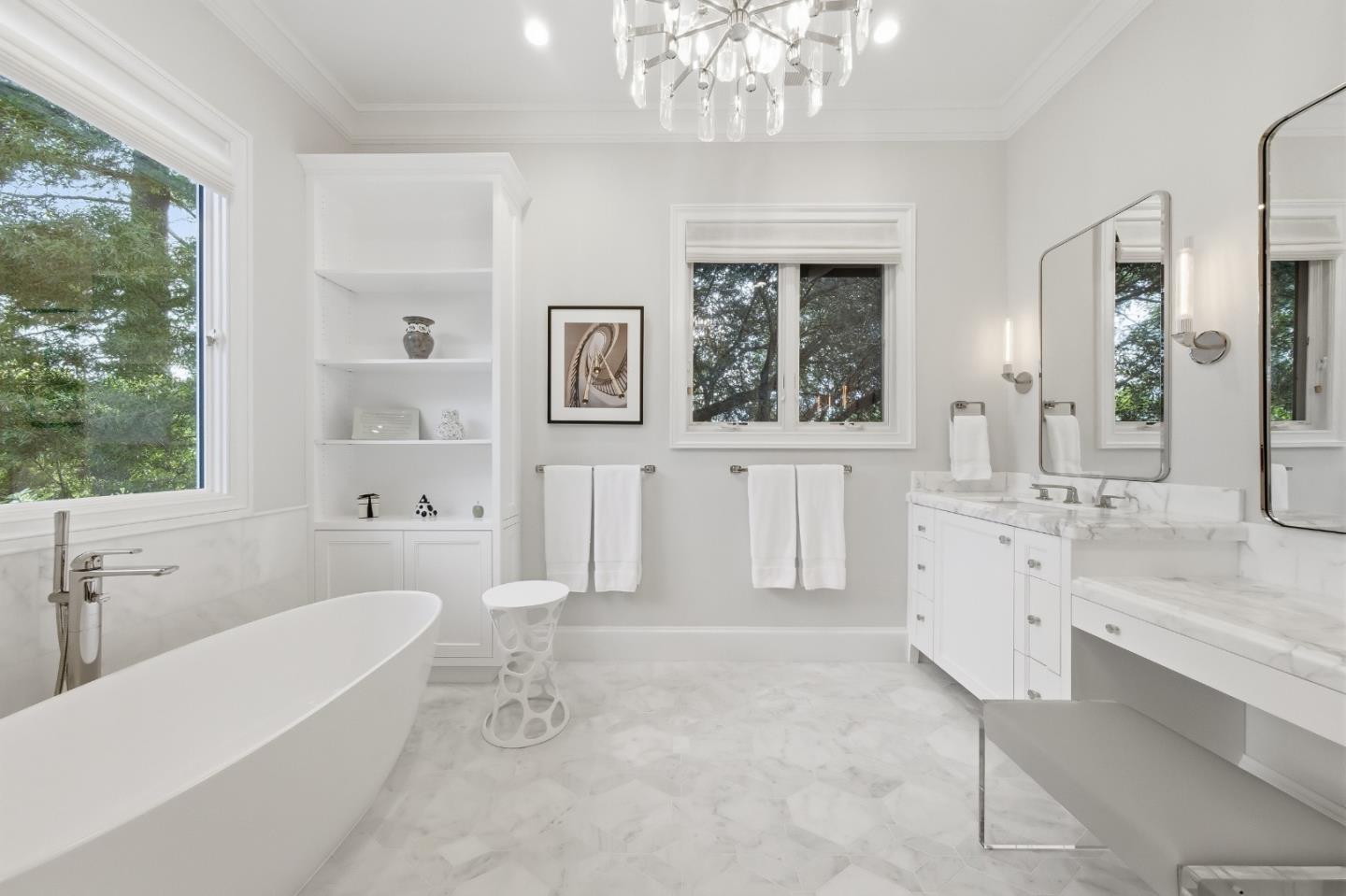 Detail Gallery Image 28 of 62 For 530 Barbara Way, Hillsborough,  CA 94010 - 4 Beds | 4/1 Baths