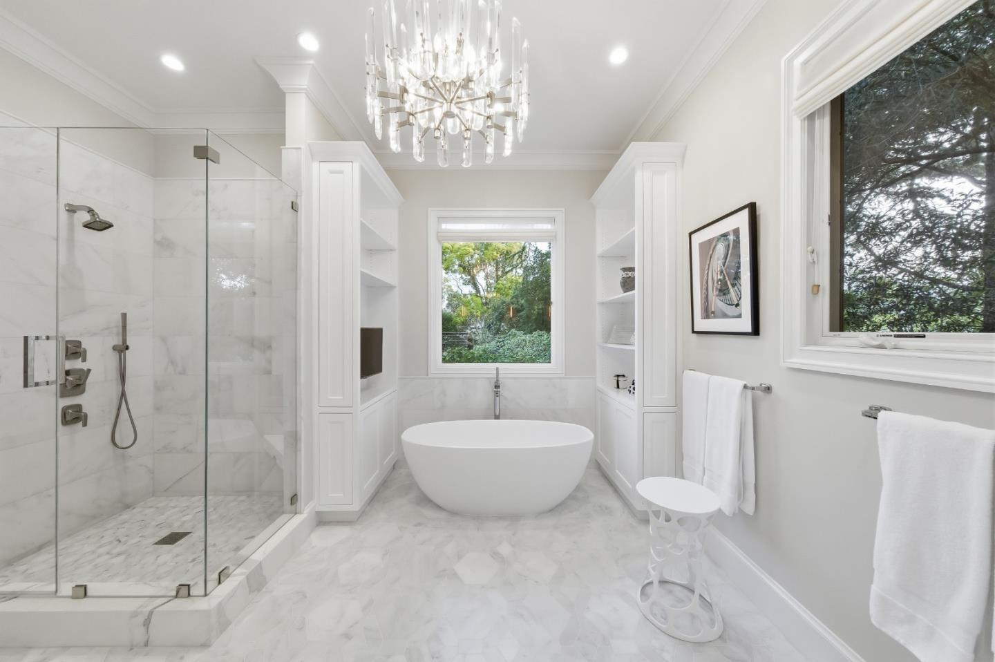 Detail Gallery Image 30 of 62 For 530 Barbara Way, Hillsborough,  CA 94010 - 4 Beds | 4/1 Baths