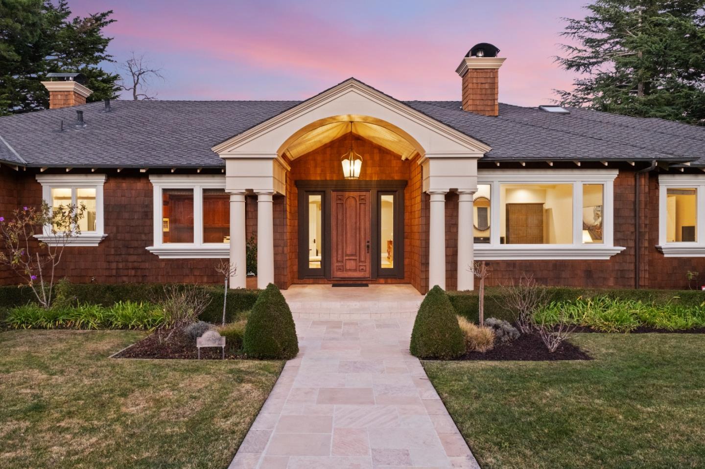 Detail Gallery Image 47 of 62 For 530 Barbara Way, Hillsborough,  CA 94010 - 4 Beds | 4/1 Baths