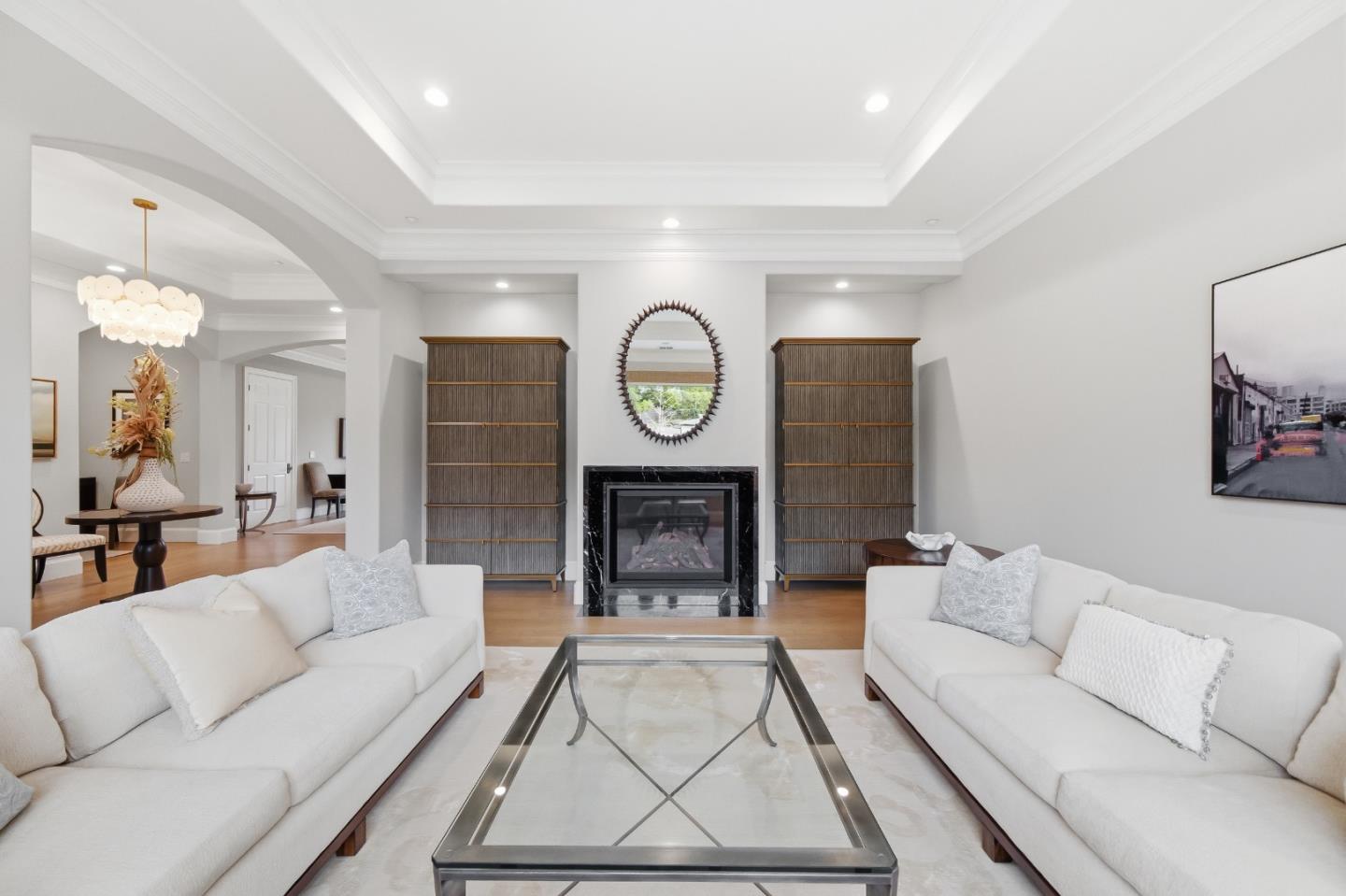 Detail Gallery Image 6 of 62 For 530 Barbara Way, Hillsborough,  CA 94010 - 4 Beds | 4/1 Baths