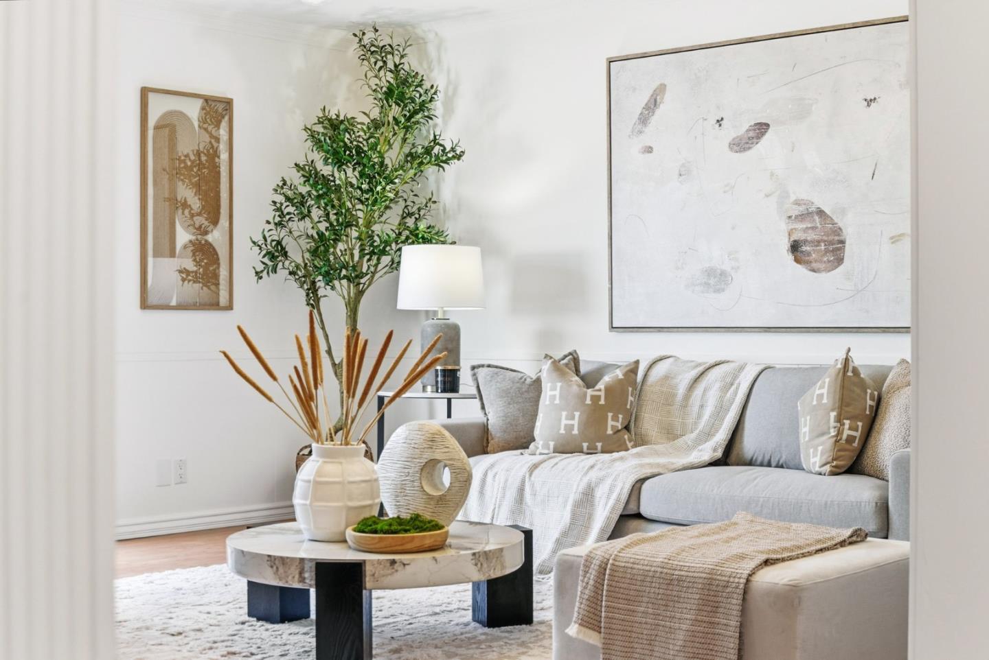 Detail Gallery Image 21 of 85 For 225 W Meadow Dr, Palo Alto,  CA 94306 - 3 Beds | 2 Baths