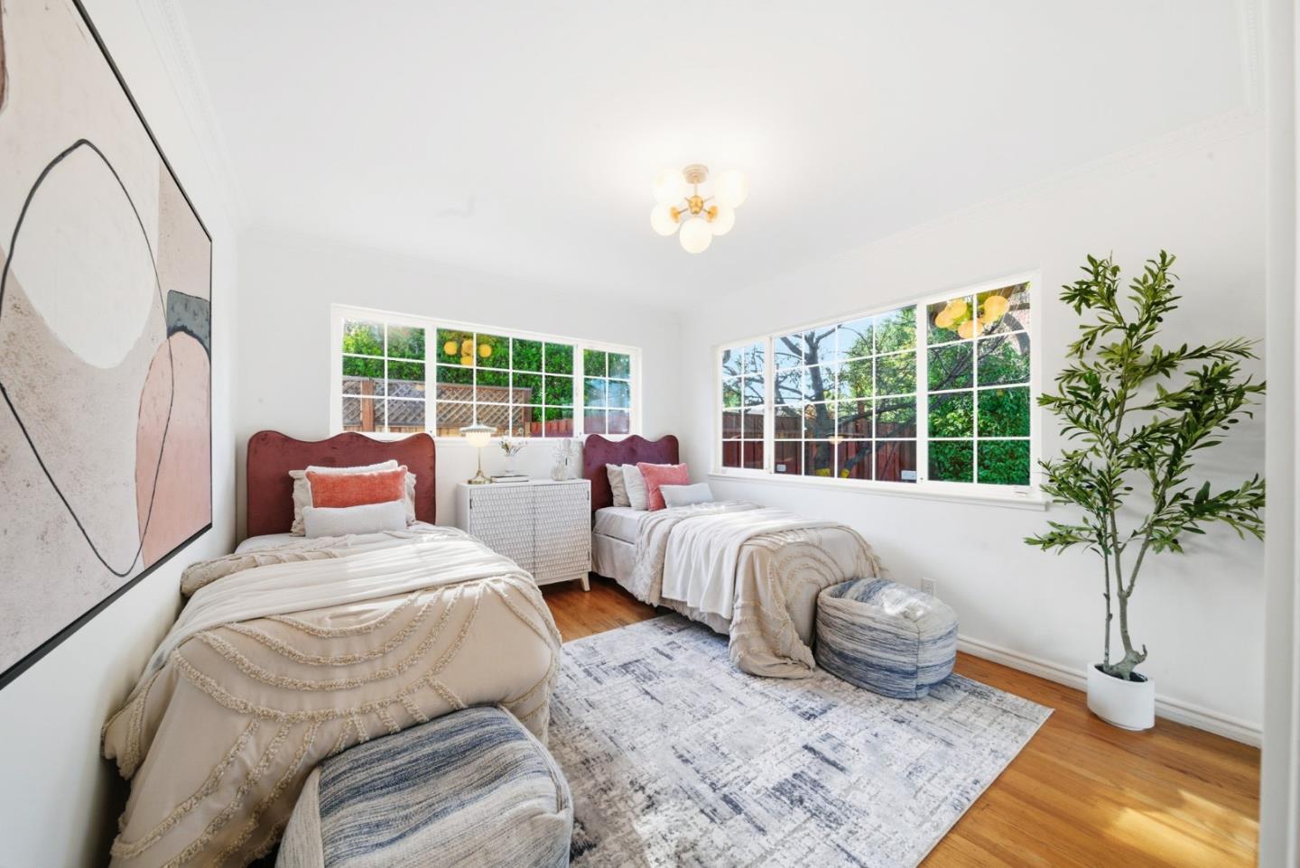 Detail Gallery Image 24 of 85 For 225 W Meadow Dr, Palo Alto,  CA 94306 - 3 Beds | 2 Baths