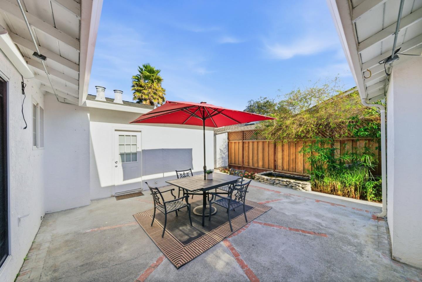 Detail Gallery Image 46 of 85 For 225 W Meadow Dr, Palo Alto,  CA 94306 - 3 Beds | 2 Baths