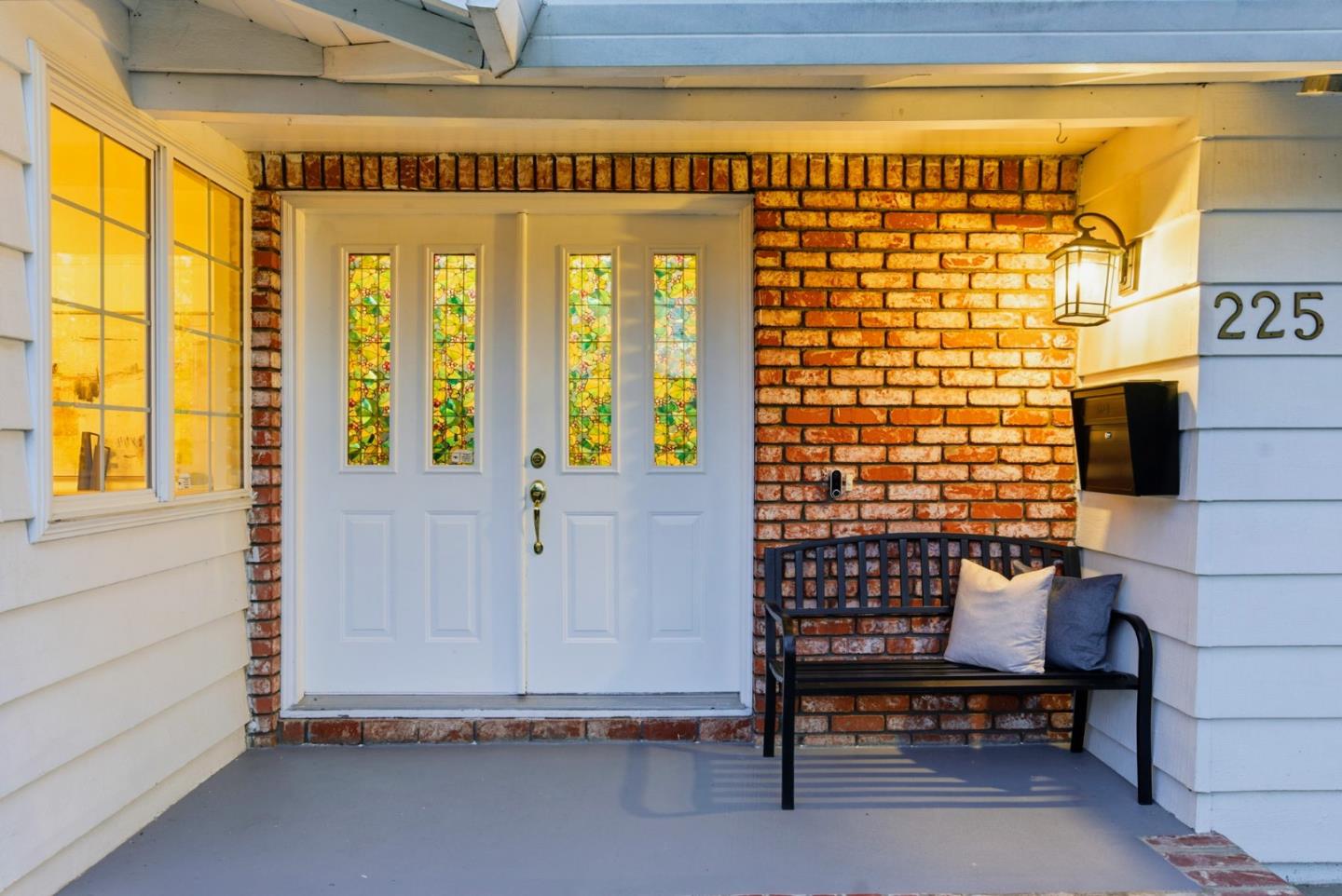 Detail Gallery Image 51 of 85 For 225 W Meadow Dr, Palo Alto,  CA 94306 - 3 Beds | 2 Baths