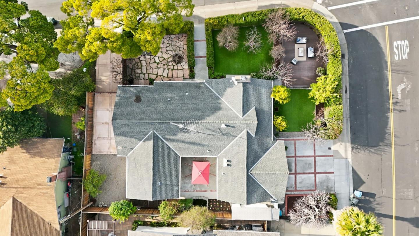 Detail Gallery Image 54 of 85 For 225 W Meadow Dr, Palo Alto,  CA 94306 - 3 Beds | 2 Baths