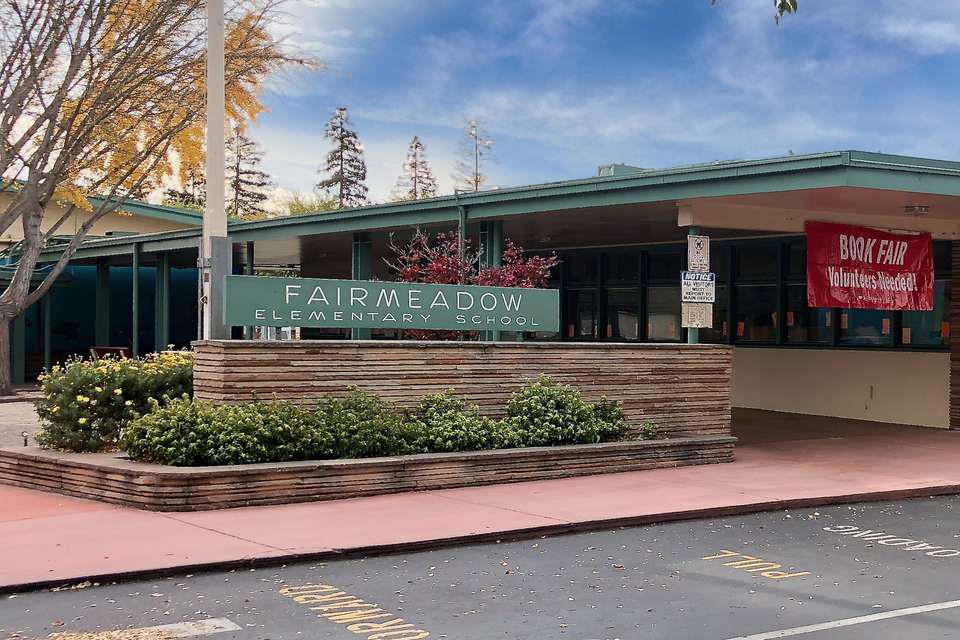 Detail Gallery Image 69 of 85 For 225 W Meadow Dr, Palo Alto,  CA 94306 - 3 Beds | 2 Baths