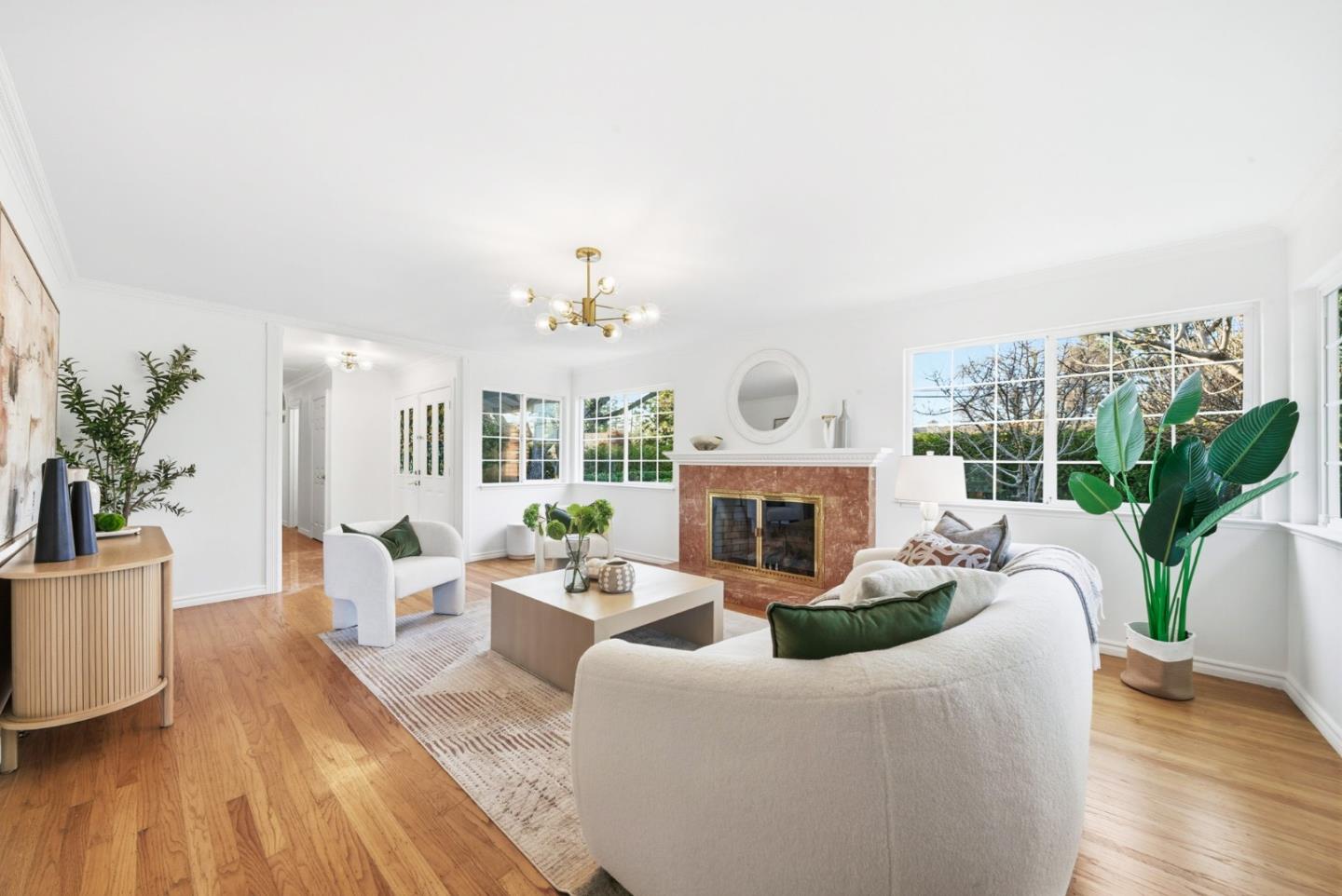 Detail Gallery Image 8 of 85 For 225 W Meadow Dr, Palo Alto,  CA 94306 - 3 Beds | 2 Baths