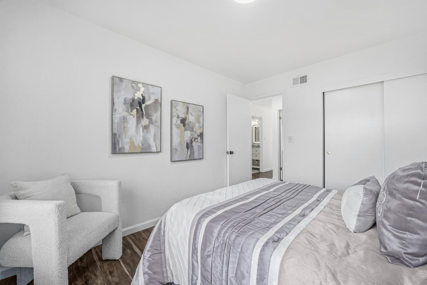 Detail Gallery Image 19 of 39 For 1136 Ribisi Cir, San Jose,  CA 95131 - 4 Beds | 2 Baths