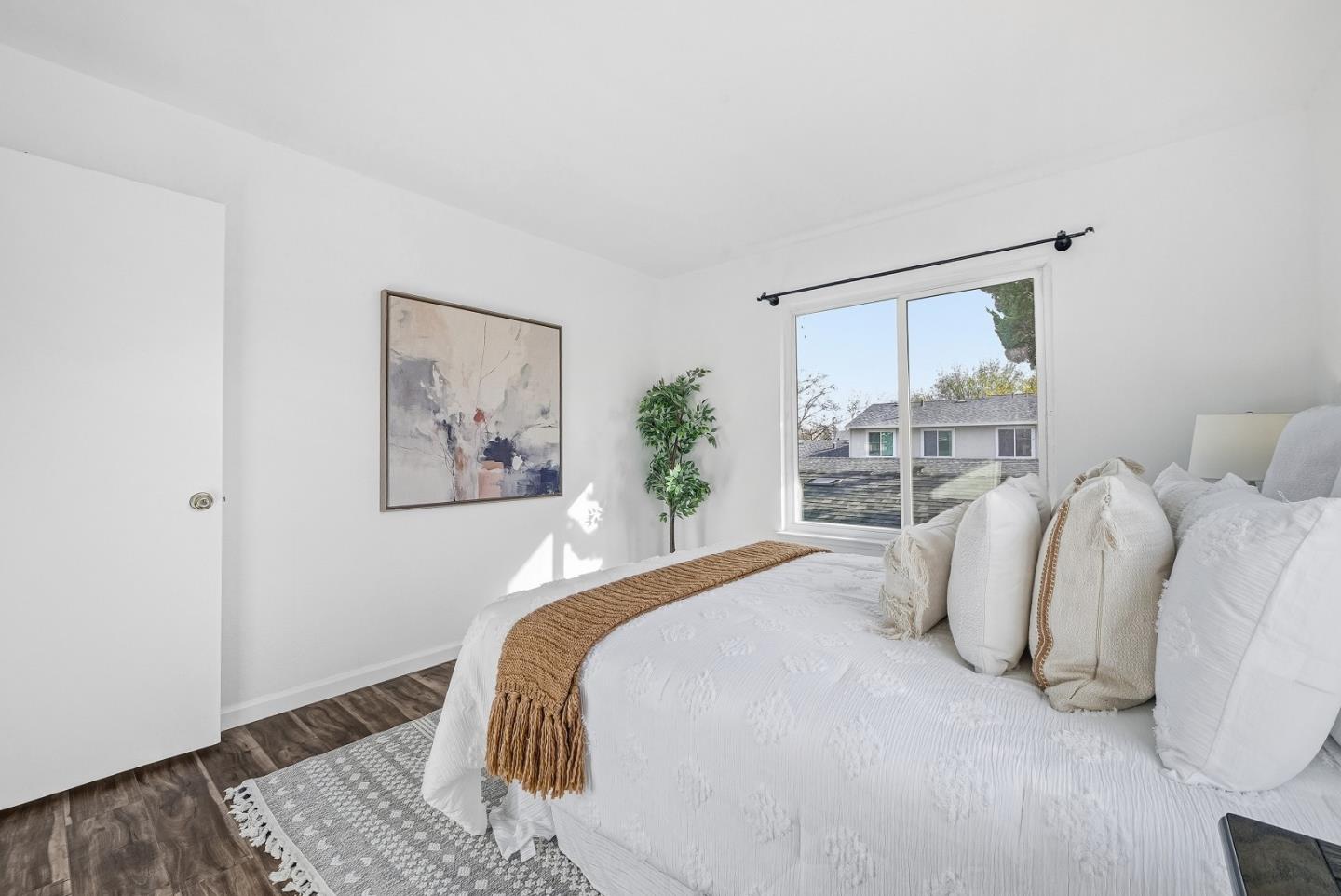 Detail Gallery Image 24 of 39 For 1136 Ribisi Cir, San Jose,  CA 95131 - 4 Beds | 2 Baths