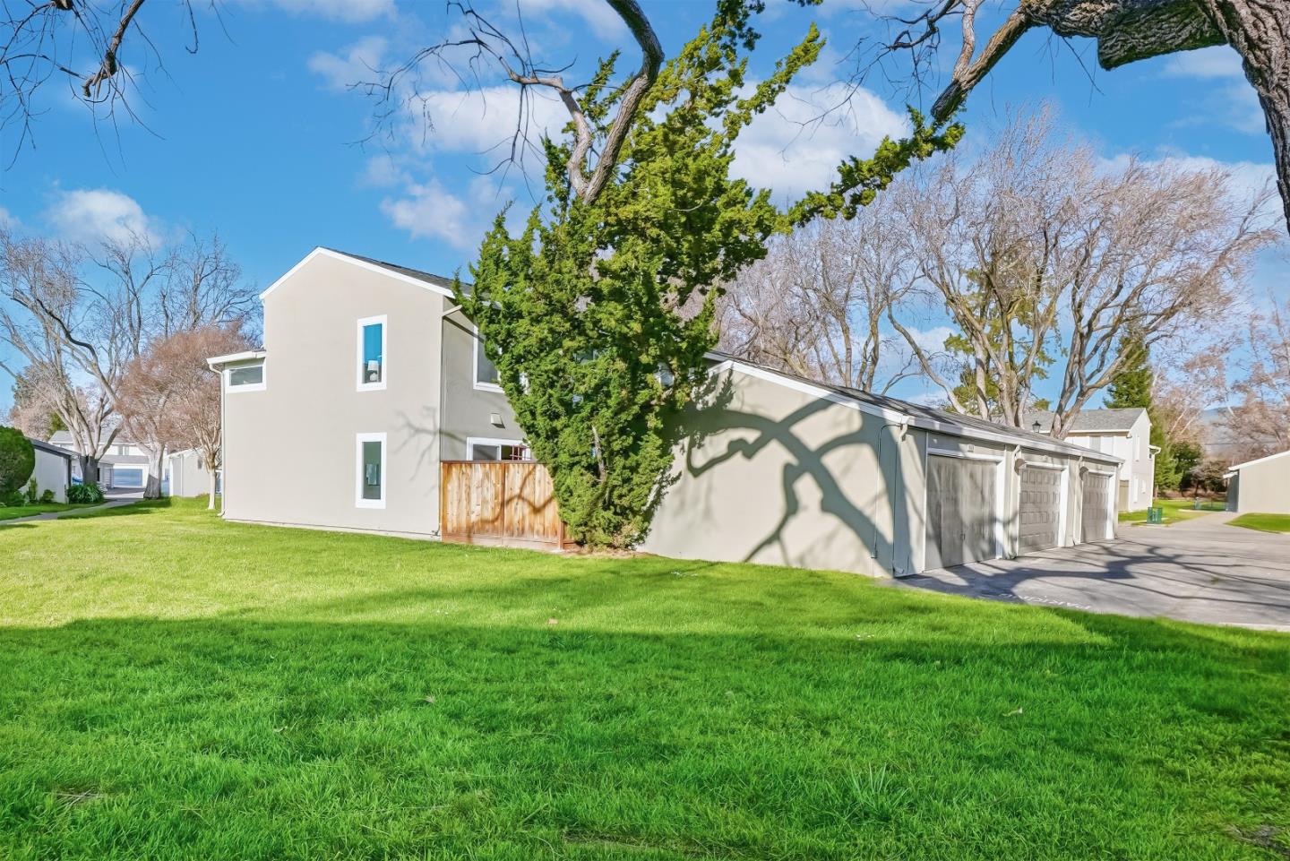 Detail Gallery Image 38 of 39 For 1136 Ribisi Cir, San Jose,  CA 95131 - 4 Beds | 2 Baths