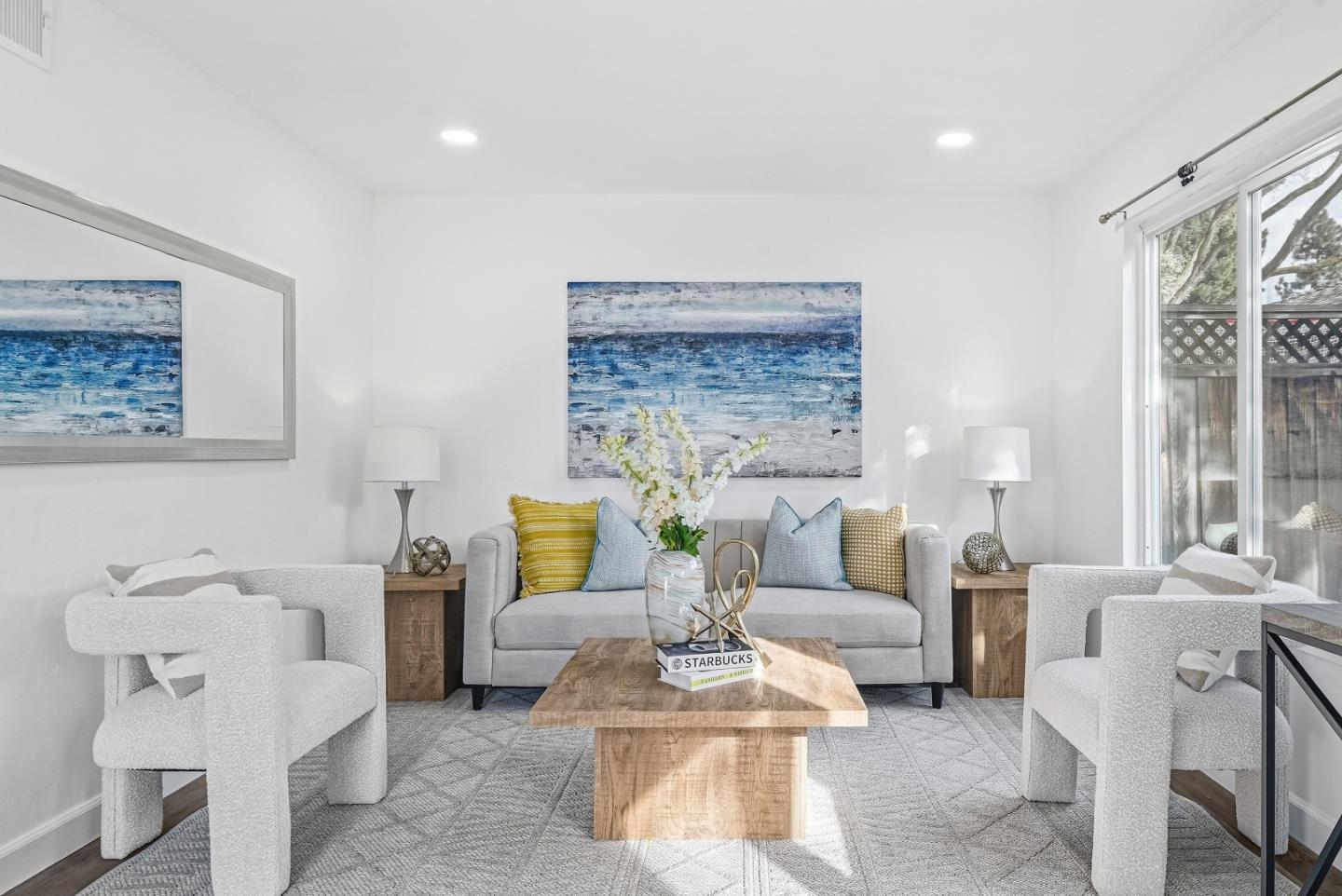 Detail Gallery Image 4 of 39 For 1136 Ribisi Cir, San Jose,  CA 95131 - 4 Beds | 2 Baths