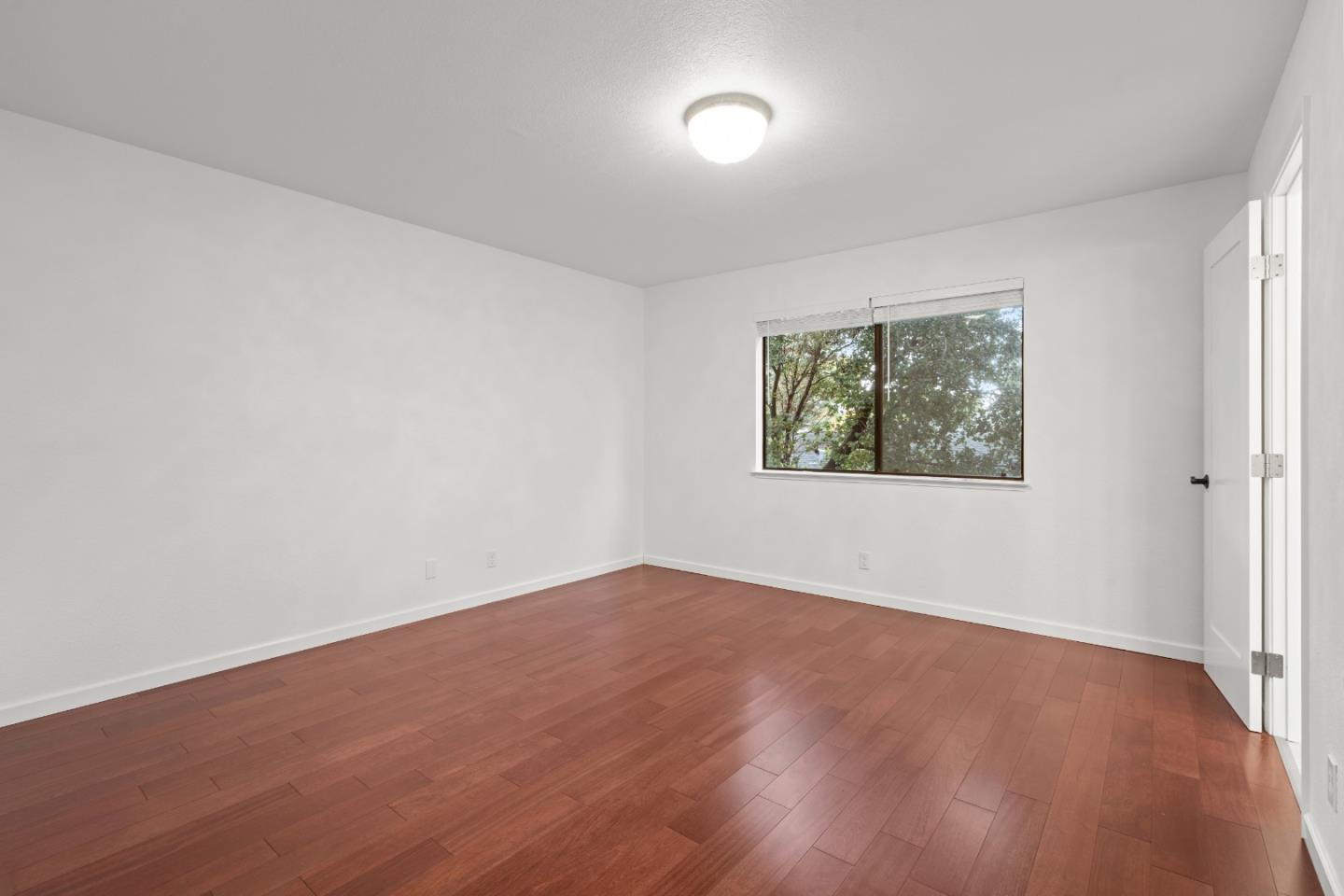Detail Gallery Image 21 of 41 For 1227 Woodside Rd #2,  Redwood City,  CA 94061 - 2 Beds | 2 Baths