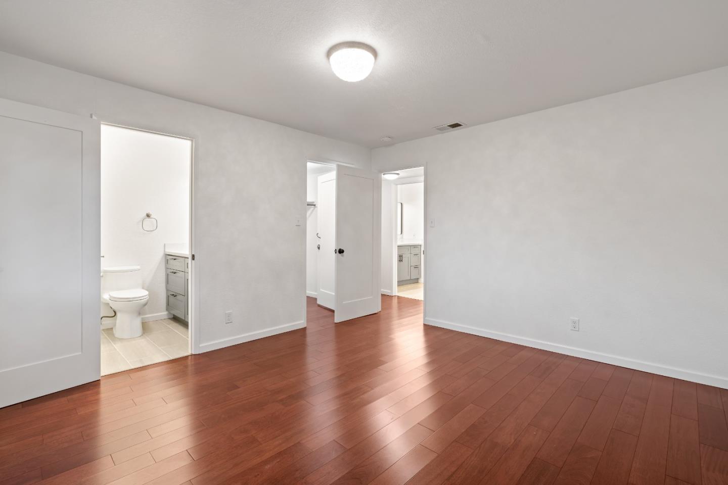 Detail Gallery Image 22 of 41 For 1227 Woodside Rd #2,  Redwood City,  CA 94061 - 2 Beds | 2 Baths