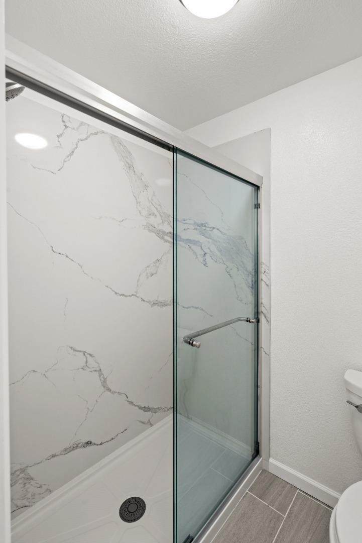 Detail Gallery Image 32 of 41 For 1227 Woodside Rd #2,  Redwood City,  CA 94061 - 2 Beds | 2 Baths