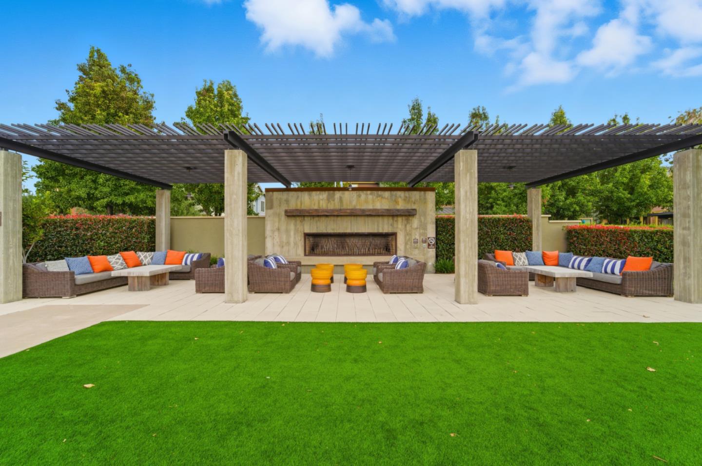 Detail Gallery Image 18 of 25 For 772 Tranquility Cir #2,  Livermore,  CA 94551 - 3 Beds | 3 Baths