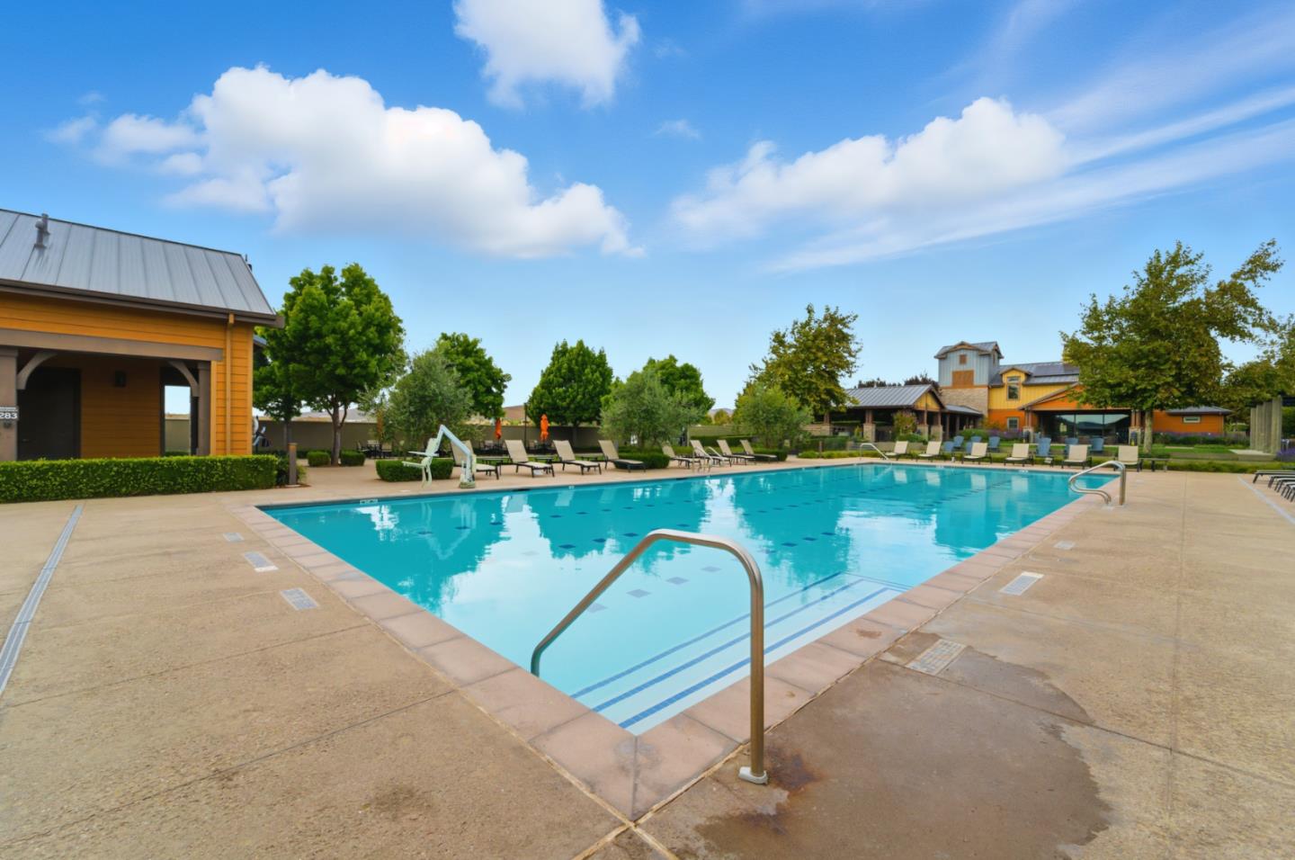 Detail Gallery Image 21 of 25 For 772 Tranquility Cir #2,  Livermore,  CA 94551 - 3 Beds | 3 Baths