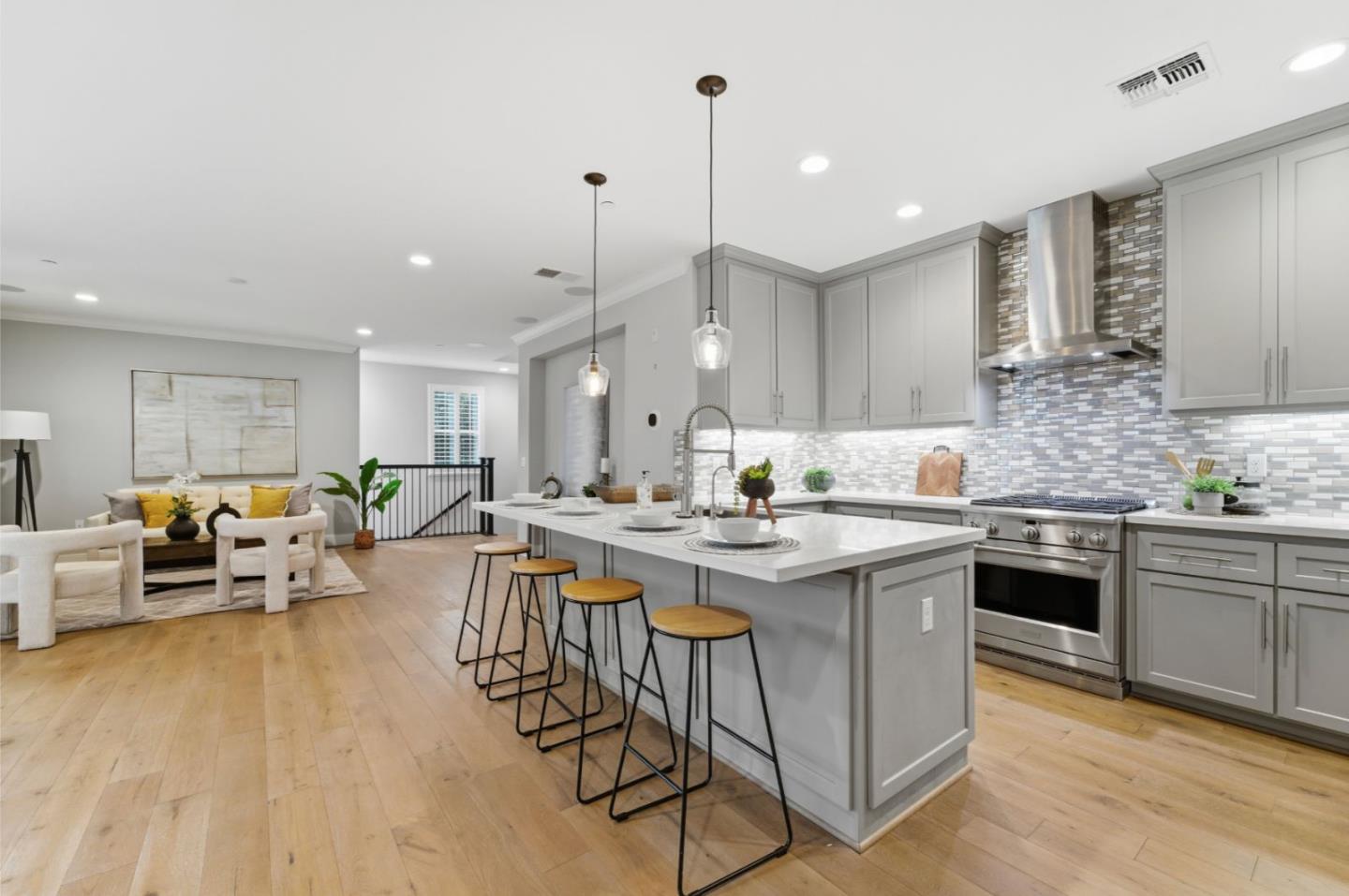 Detail Gallery Image 6 of 25 For 772 Tranquility Cir #2,  Livermore,  CA 94551 - 3 Beds | 3 Baths